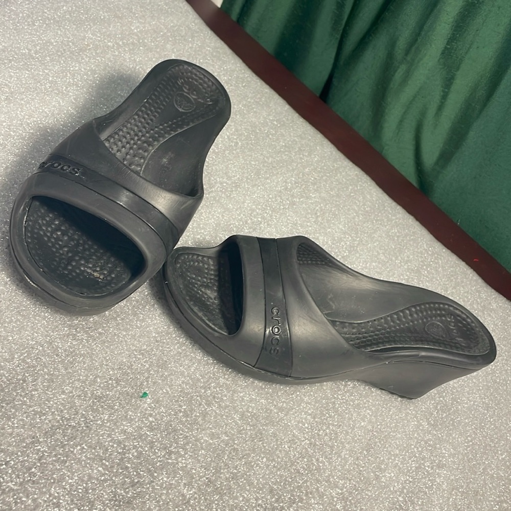 Women's Crocs Black Platform Wedge Slip-On Sandal Size 8